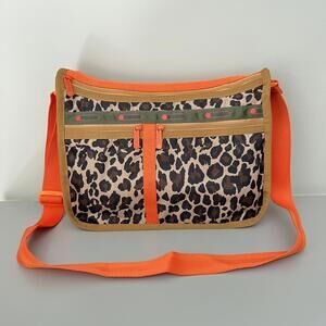 Lesportsac Leopard Large Deluxe Everyday Bag NWT